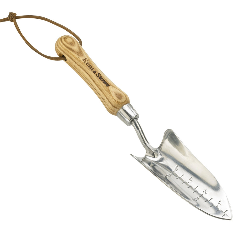 Lopatica de plantare KENT & STOWE din otel inoxidabil, pentru plantare si repicare, maner din lemn de frasin, 32.5 cm, 15 ani de garantie