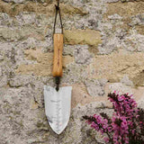 Lopata manuala multifunctionala KENT & STOWE din inox, maner din lemn de frasin, 32 cm, 15 ani de garantie