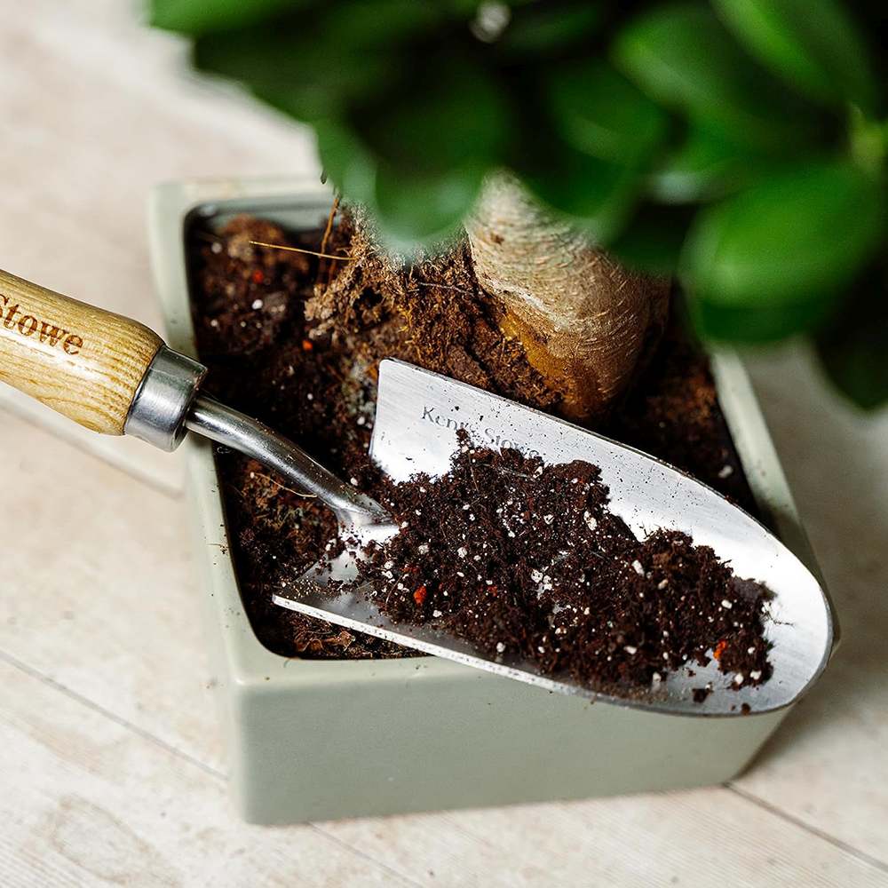 Pamant pentru bonsai WESTLAND, substrat special cu granule de argila pentru radacini puternice si frunze sanatoase, 4 len nutrient distribution At least 6 weeks of nutrient supply
