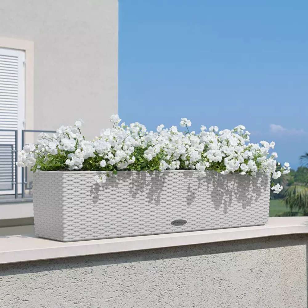 Ghiveci Auto-Irigant Lechuza Balconera Cottage 80, 12 l, efect de ratan gri, sistem de autoirigare, insert detasabil, strat de drenaj