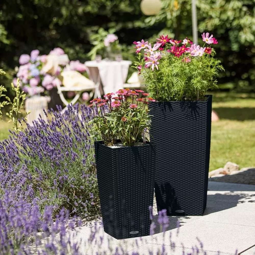 Ghiveci Auto-Irigant Lechuza Cubico Cottage 30, 14 l, efect de ratan negru, pentru plante cu ghiveci, sistem de autoirigare, insert detasabil, strat de drenaj