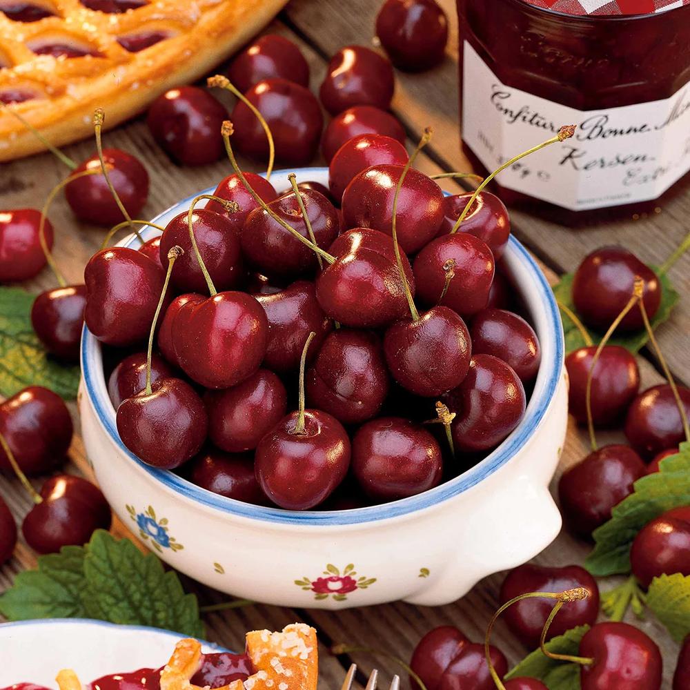 Cires (Prunsu Avium) Bigarreau Napoleon, cu fructe dulci-acidulate, galbene-rosii